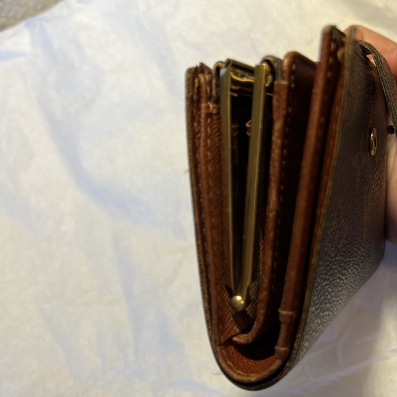 Louis Vuitton Monogram Wallet - Picture 7 of 13